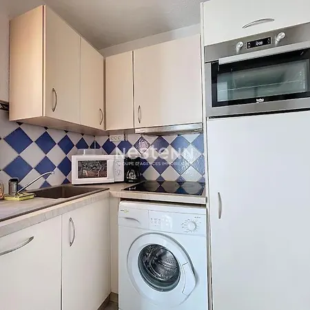 Appartement 3192-t2 A 400m De La